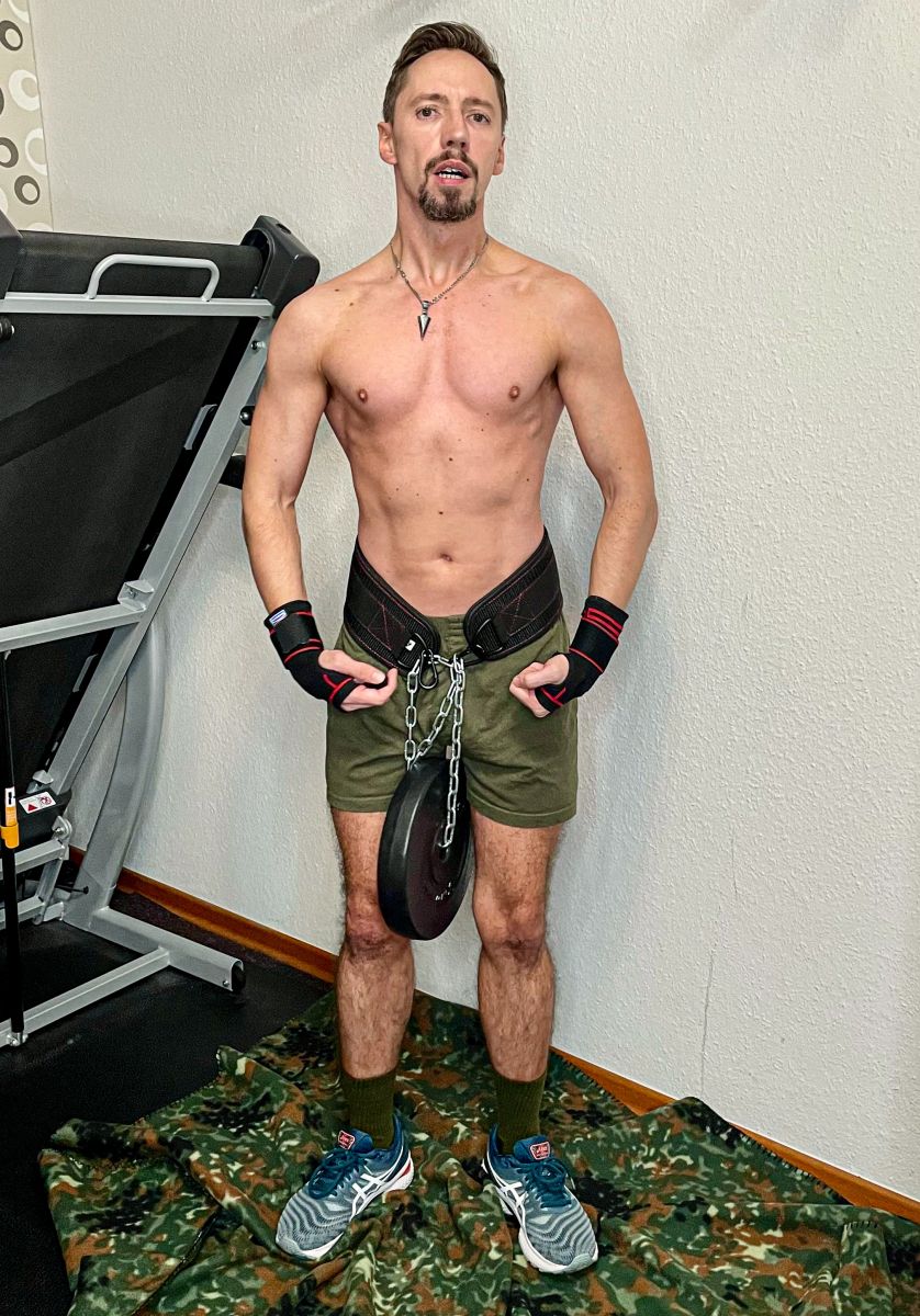 04591BAE-D815-48BC-B9CE-8F371BC0214F