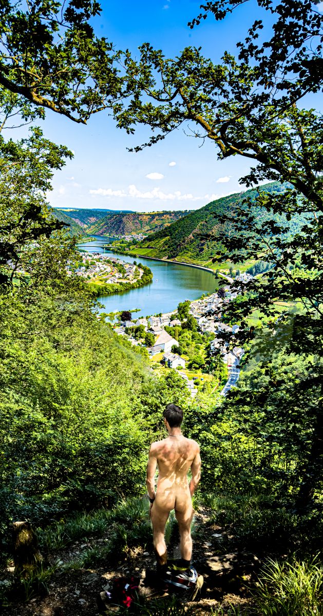 1B36902E-0DD1-4E24-B565-90901CC8727B