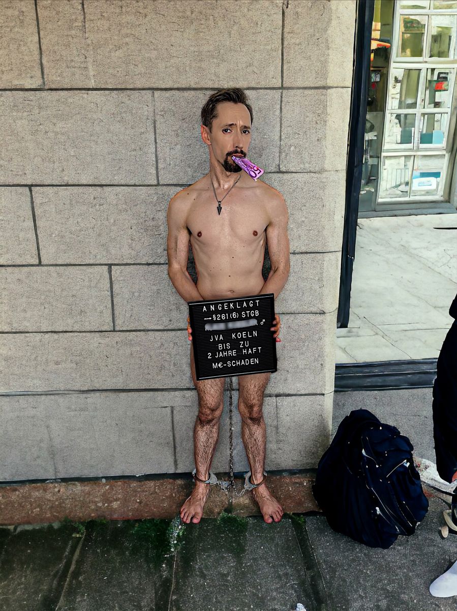 309EC2E2-964D-4243-8713-A5F11E79F02F