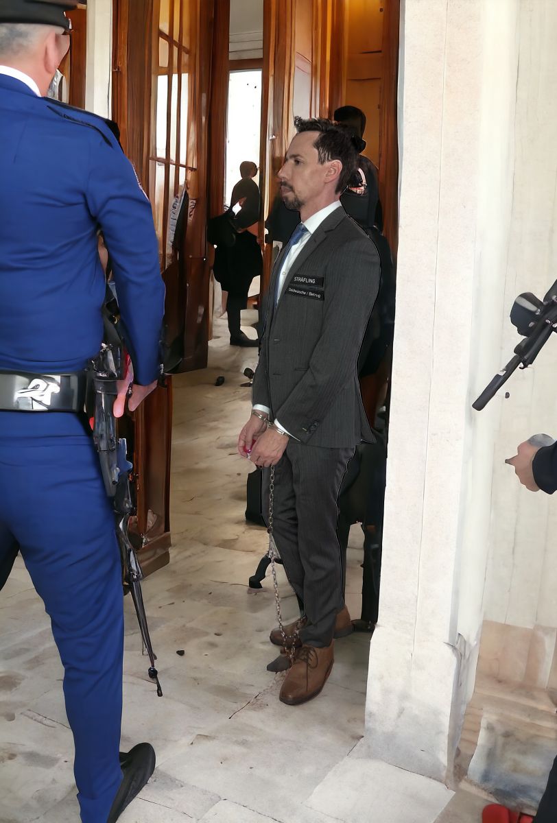 48059CFA-13E3-4C13-BA68-C864053BC6AB