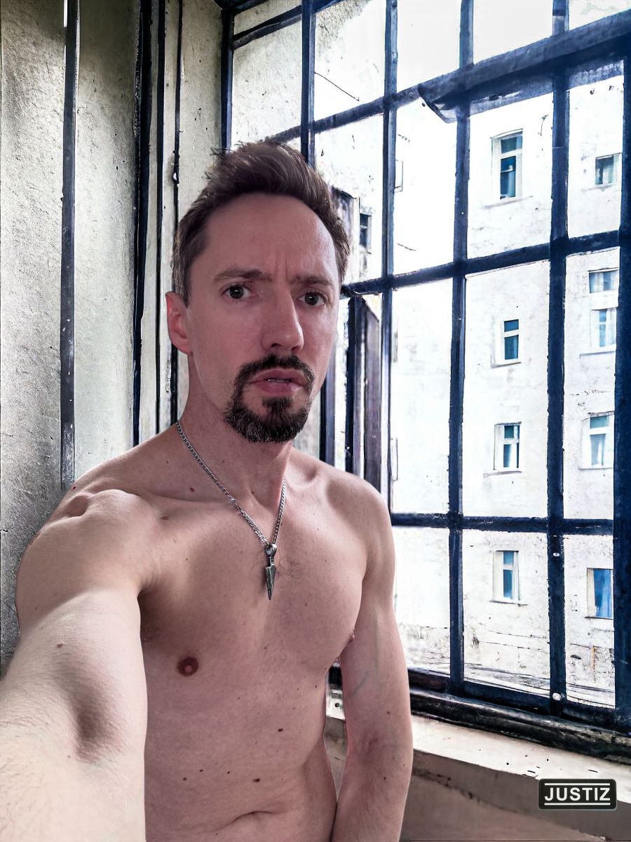 87271B6A-E676-47E0-BF18-171067D14D30