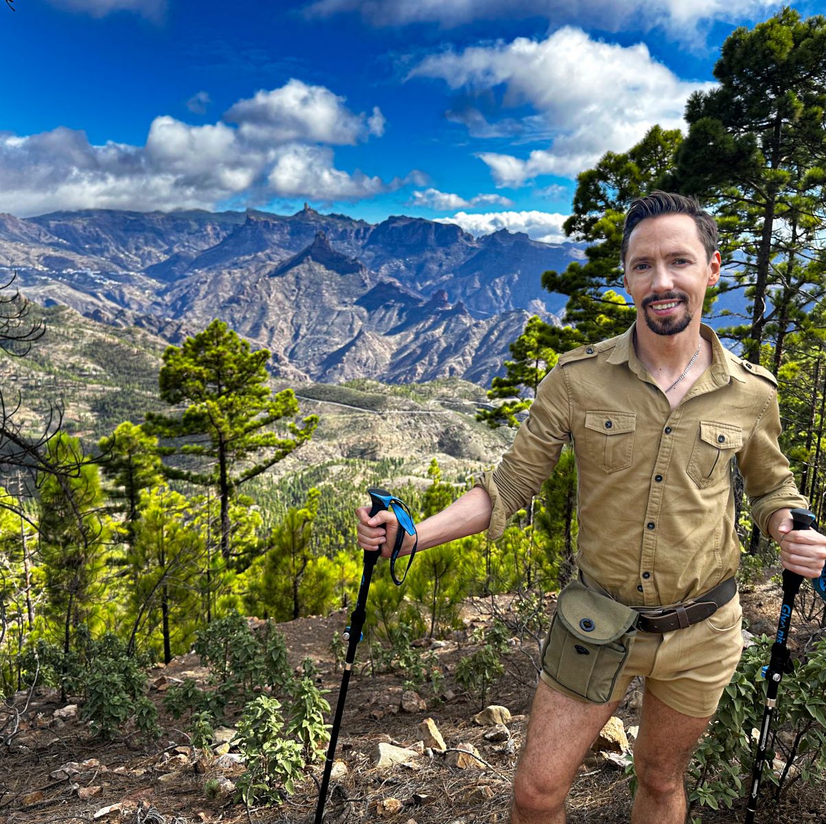 9E758569-2033-4823-B20F-36AC9DA9B301