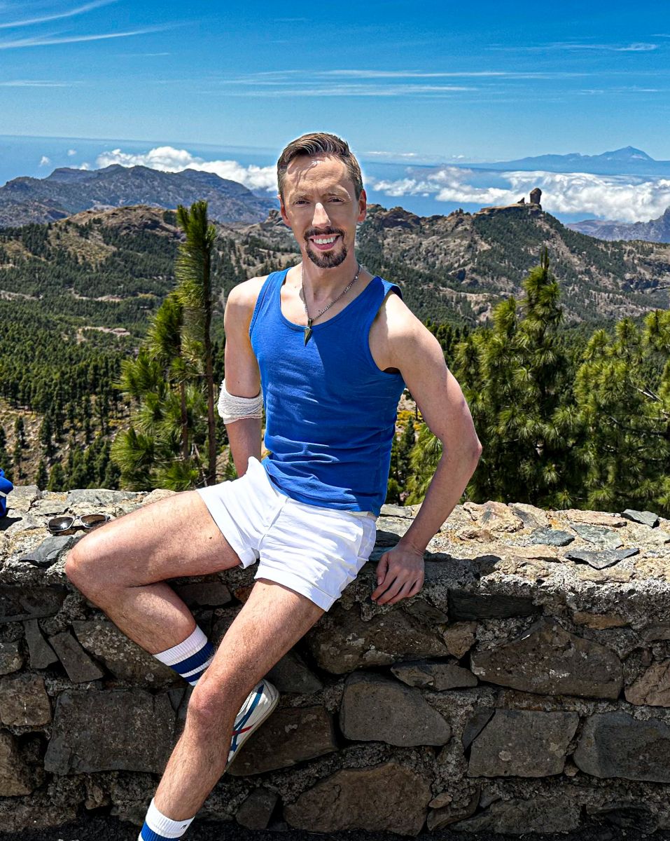 D902DF68-6727-4189-B3B2-27DEFAA11886